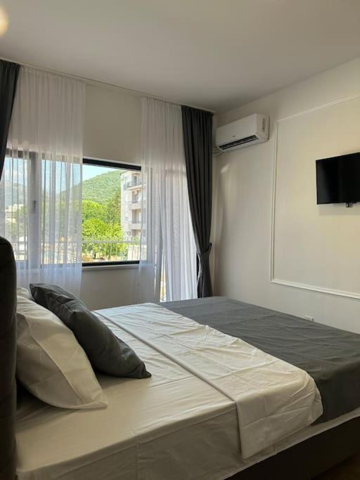 Apartamento Tivat Exterior foto